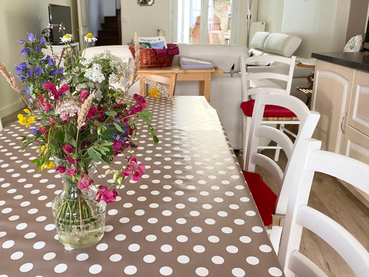 La Maison Des Remparts - Gite 3 Etoiles Pour 8 Pers A โลช ภายนอก รูปภาพ